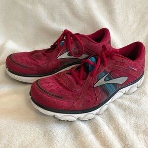 Brooks running shoes. Size 10.5